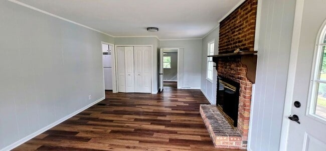 Photo - Large Family Home - Move In Ready!