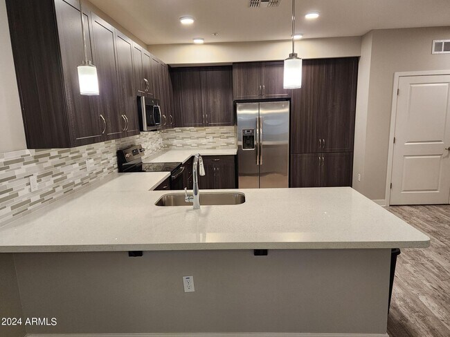 Photo - 5550 E Deer Valley Dr Unit 3