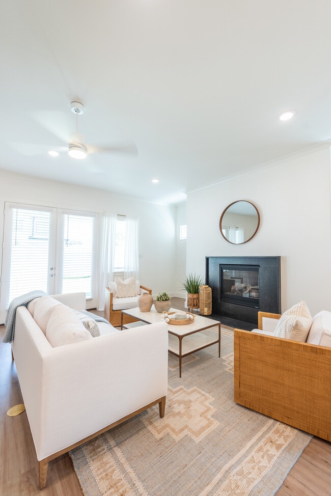 Photo - East Love Dallas Townhomes