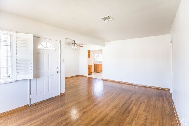 Building Photo - 12438 Woodgreen St Rental