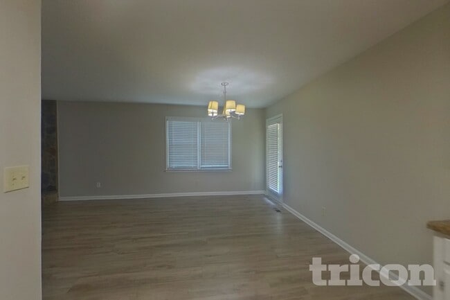 Photo - 120 Elberta Dr