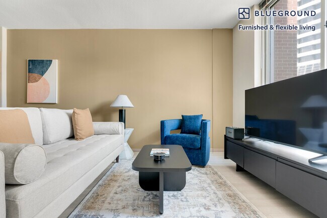 Photo - 505 18th St S Unidad FL4-ID1116