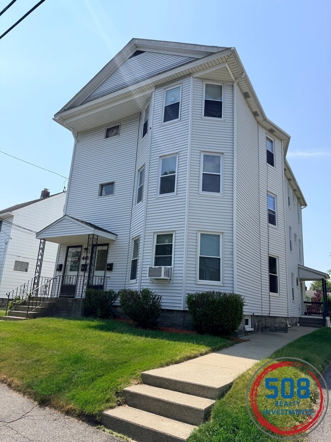 Building Photo - 46 King Philip Rd Unit 3
