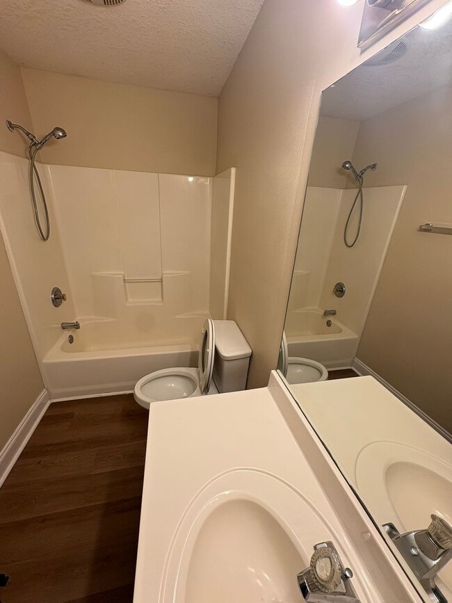 Photo - 1214 Beaver Creek Dr Unit A