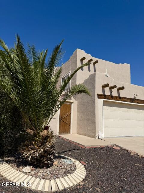 1409 Luz De Camino Way