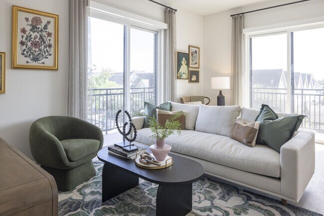 Photo - Triple Deal: Up to 6 Weeks Off, $1,000, an... Unit BEH1