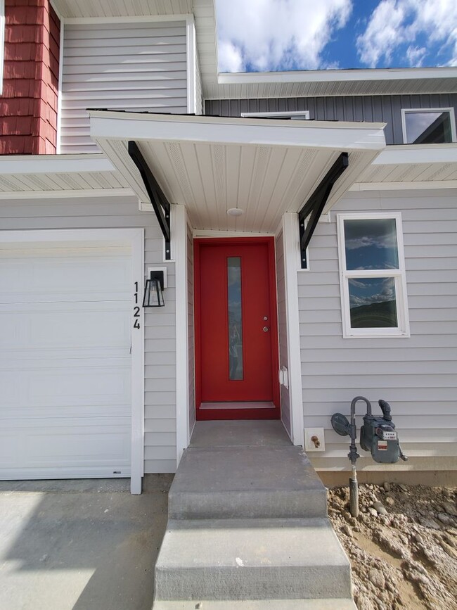 Photo - 1124 Tulip Dr