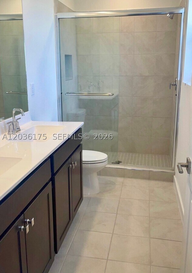 Photo - 801 SE 16th Ct