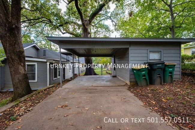 Photo - 324 N Jackson St