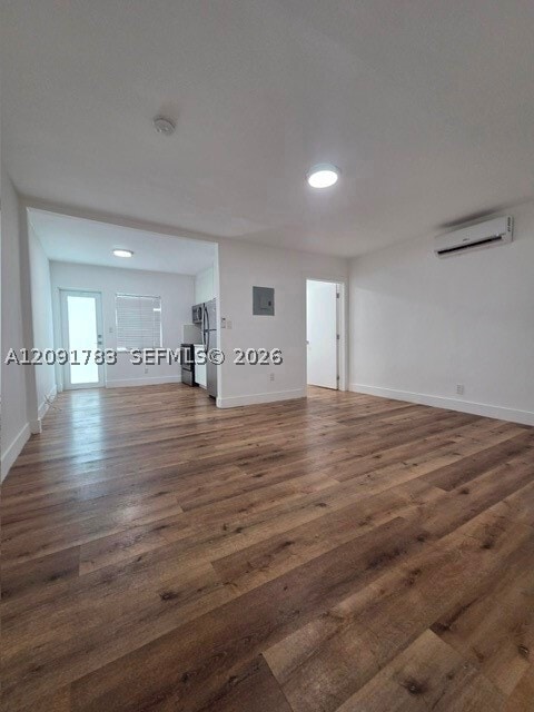 1650 SW 3rd St Unit 3