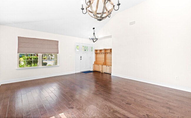 Photo - 30 Golden Eagle Ct