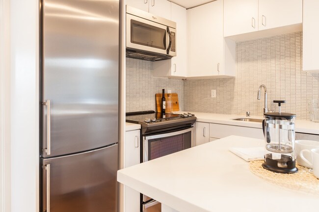 Photo - 215 Boston Street