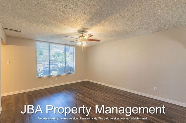 Photo - 1776 Farleigh Ct