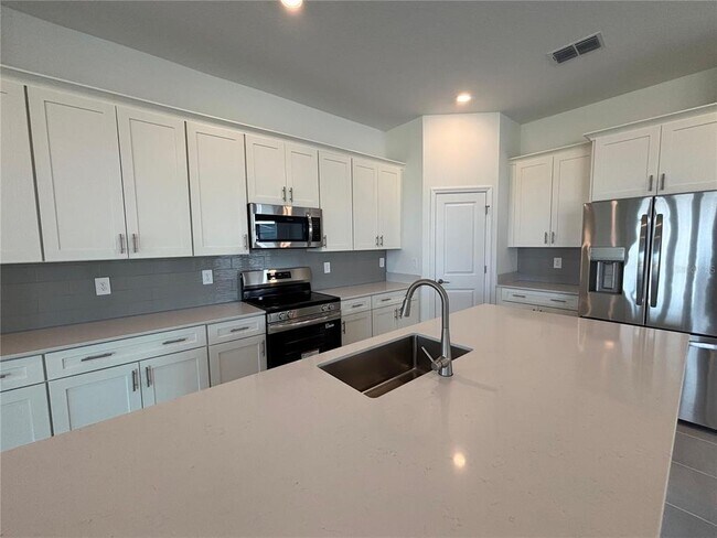 Photo - 5996 Shavasana Rd