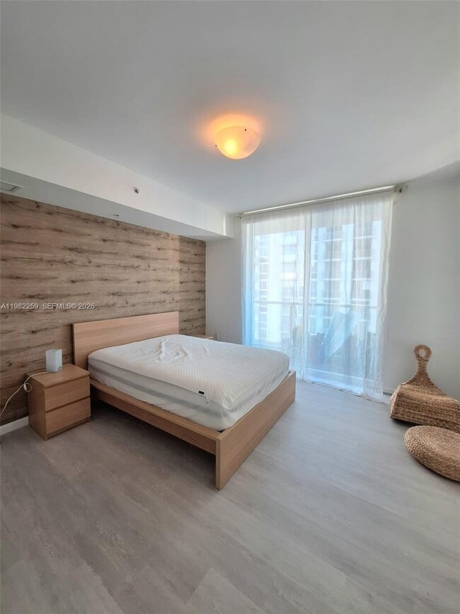 Photo - 253 NE 2nd St Unit 2606