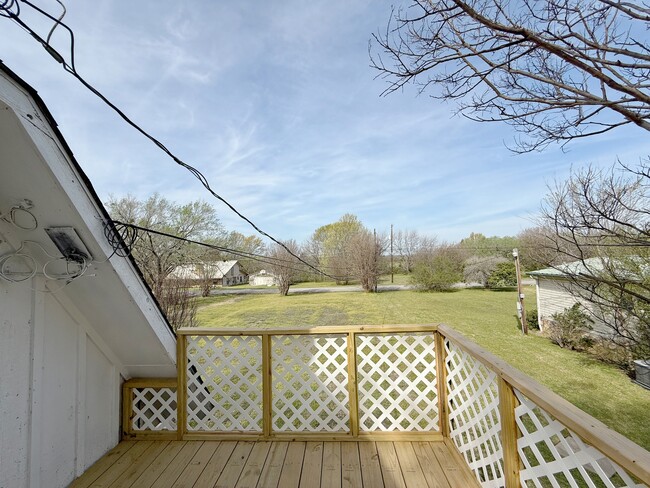 Photo - 137 Pearce Dr