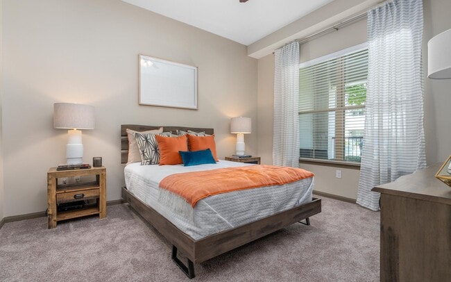 Riverhouse Apartments