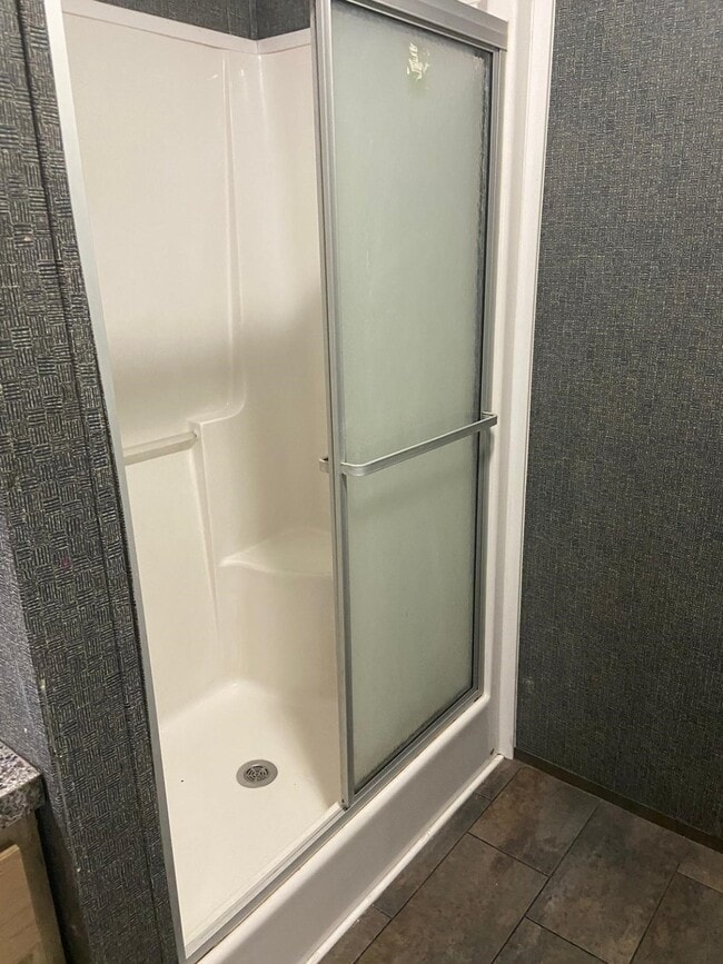 Photo - 16303 Dundee Rd