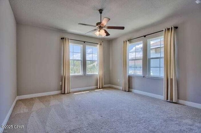 Photo - 107 Enchantment Falls Ln