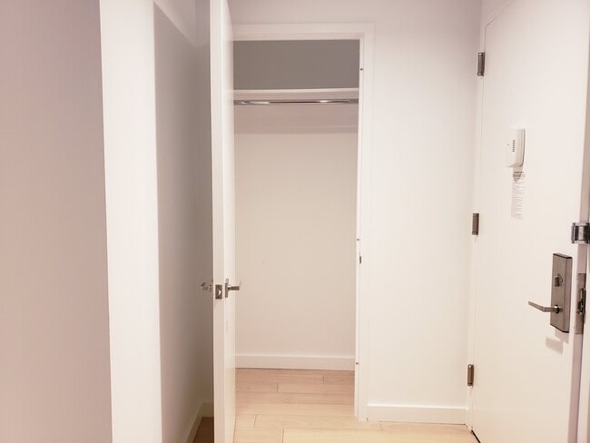Photo - 535 W 43rd Street