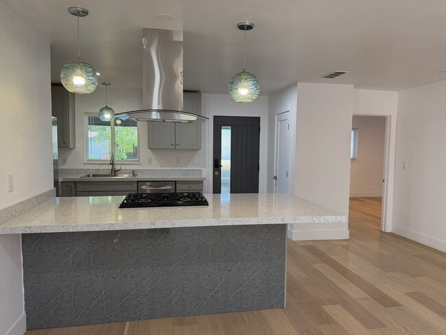 Photo - Fully Remodeled 3 Bedroom/ 2 Bathroom Duplex w/ Modern Finishes & Private Yard! Unit 1063-A