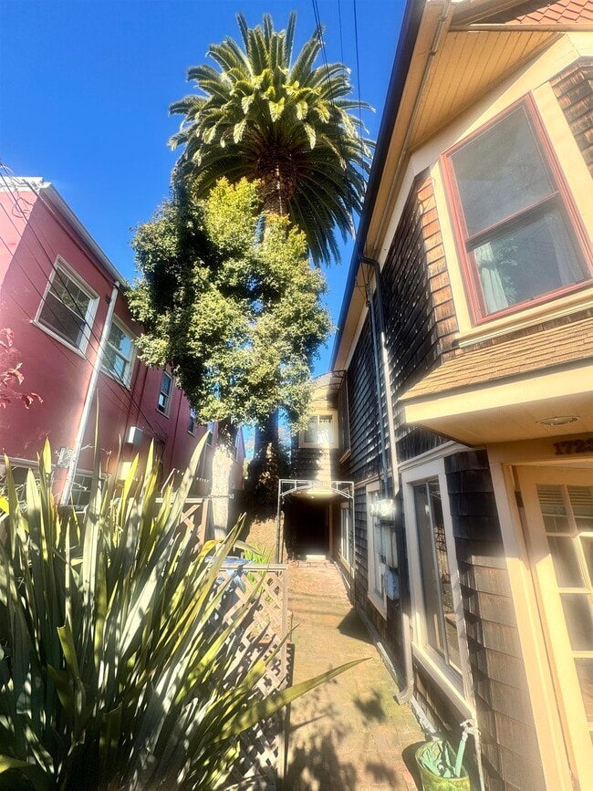 Photo - 1723 Carleton St Unit A