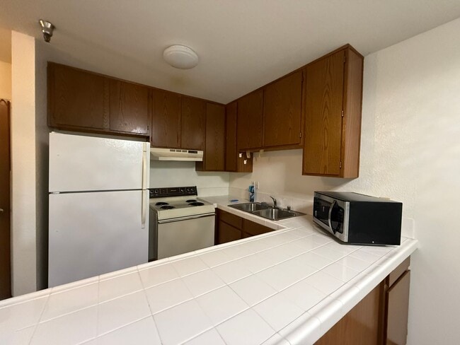 Photo - 50% off 1st Months Rent! Low income 62+ 1 bedroom at Vista Prieta!
