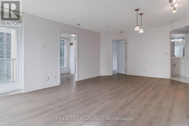 Photo - 18 Yonge St Unit 1905