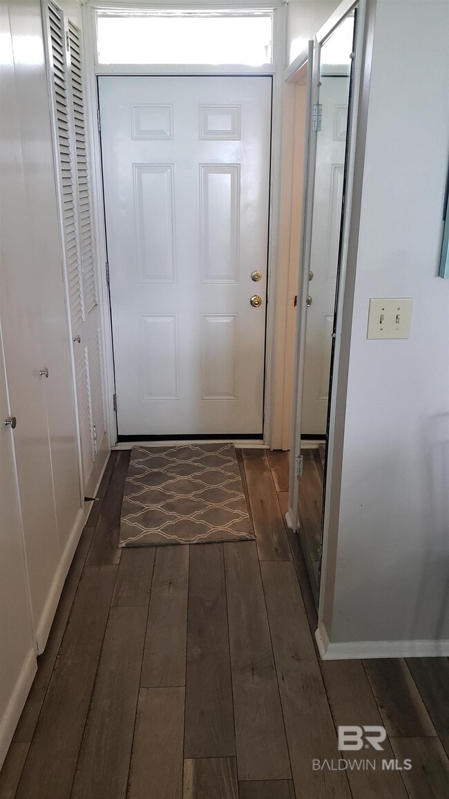 Photo - 1011 Sea Cliff Dr N