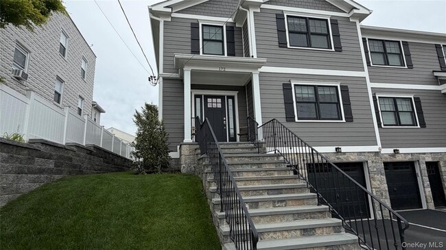 Photo - 172 Lakeview Ave Unit 170