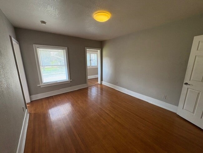 Photo - 3309 University Ave