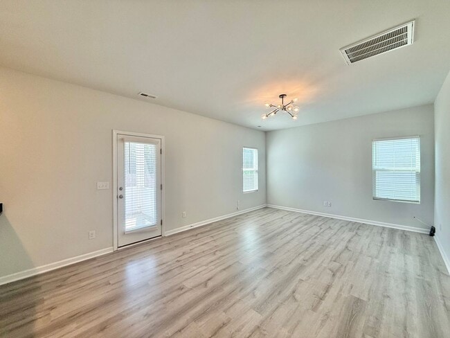 Photo - 5244 Calhoun Pl