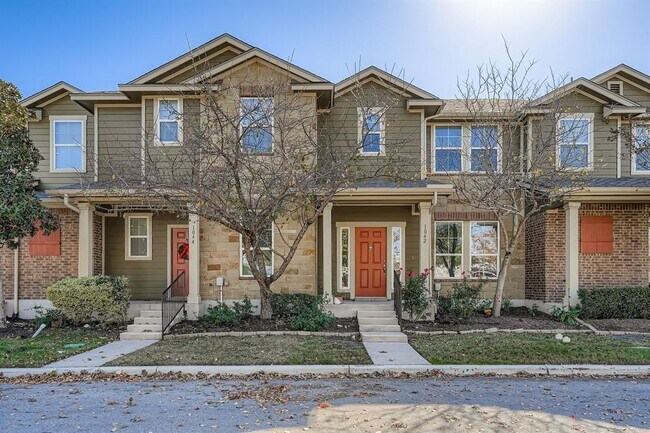 Photo - 1042 Lost Pines Ln