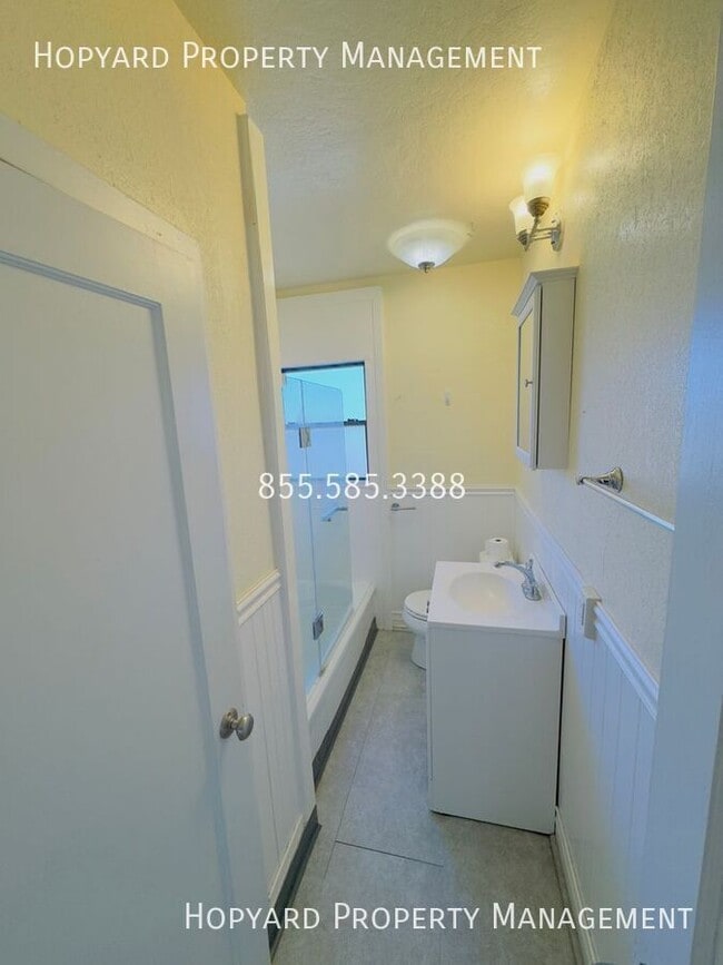 Photo - 828 Fifth Ave