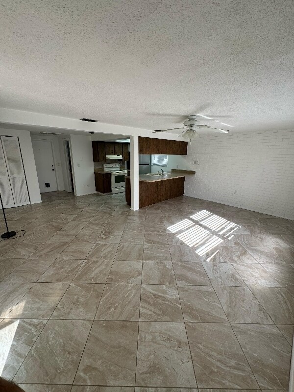 Photo - 6734 Amarillo St