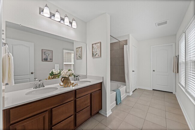 Photo - 5031 Gazelle Leap Ln