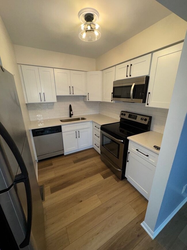 Photo - 1303 Lowland Ct