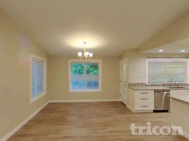 Photo - 3899 SE Harriet St