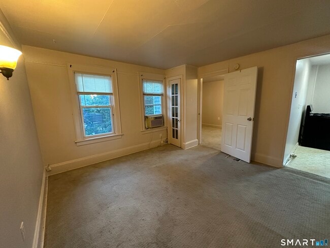 207 Flax Hill Rd Unit 3