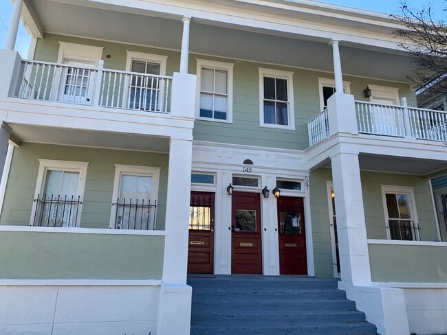 Building Photo - Park Avenue Unit B Rental