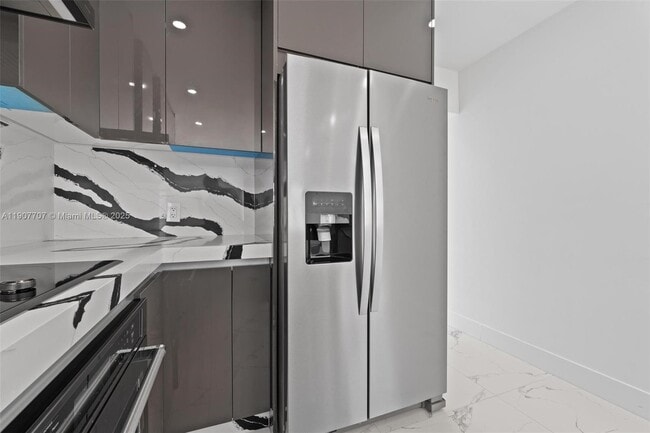 Photo - 8761 SW 34th St