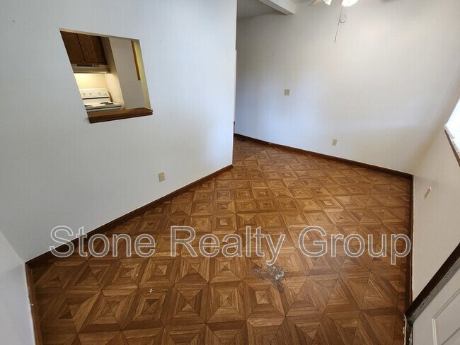 Photo - 510 N Virginia St Unit Apt 1