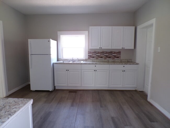 Photo - 1113 Portland St