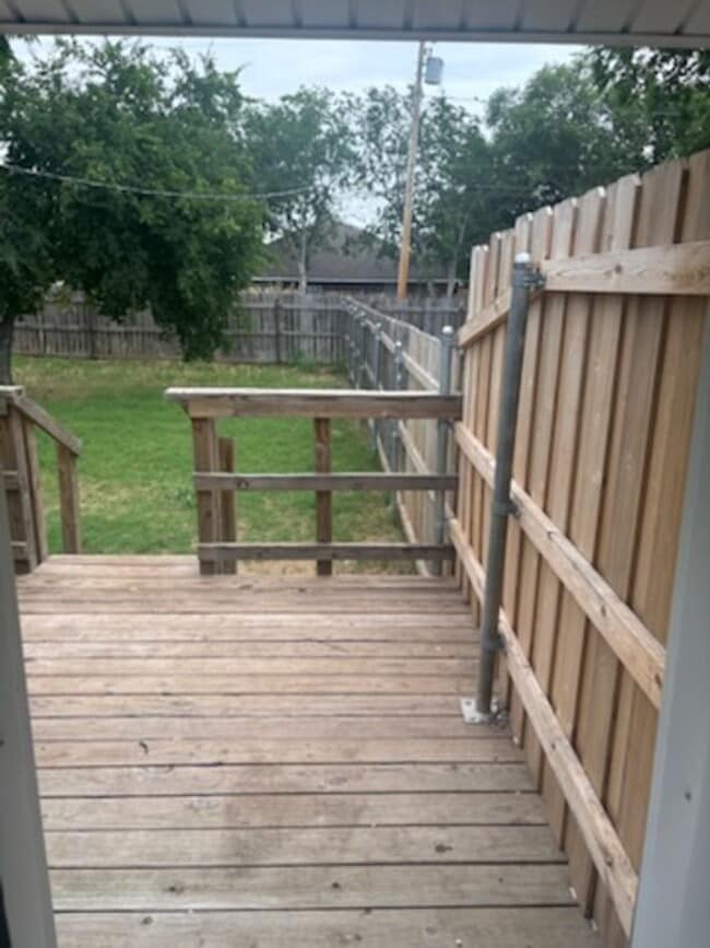 Photo - Charming 2-Bedroom, 1-Bath Duplex Near Cameron University