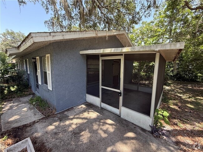 Building Photo - 923 S Brisson Terrace Rental