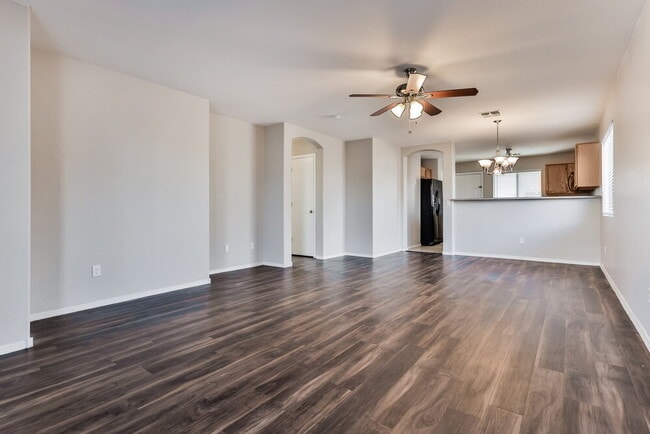 Photo - 809 E Rossi Ct