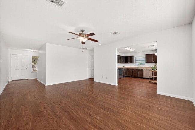 Photo - 5943 Stockholm Ct