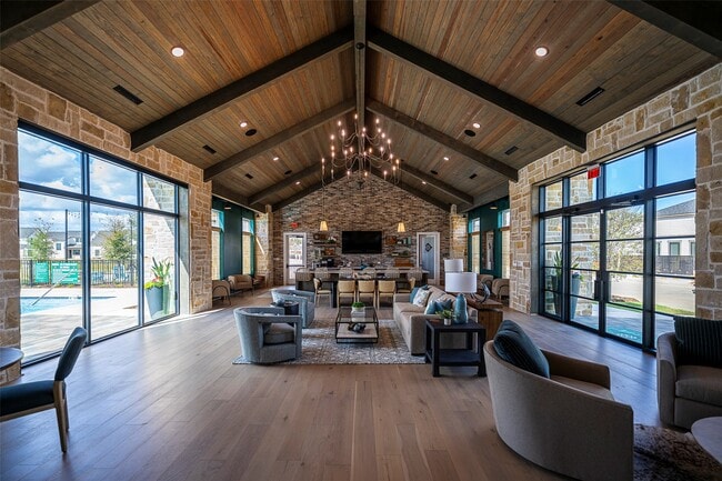 Building Photo - 15106 Sparrows Nest Ln