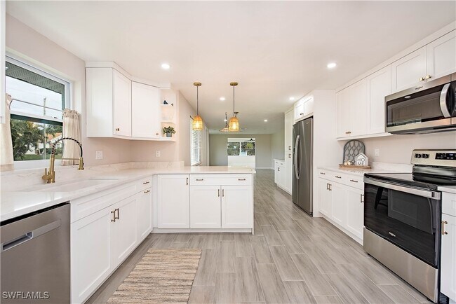 Building Photo - 27525 Michigan St