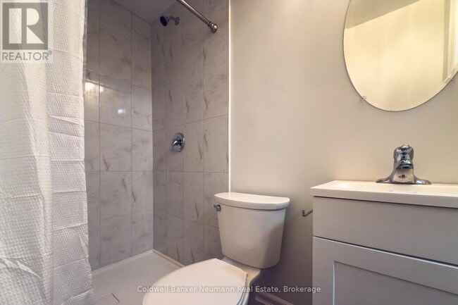 Photo - 14 McElderry Rd